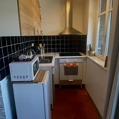 Ferienwohnung Au Beffroi Thuin Exterior foto